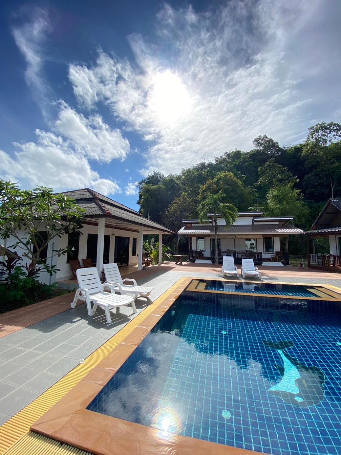 Отель Sunrise House Яо-Ной Экстерьер фото